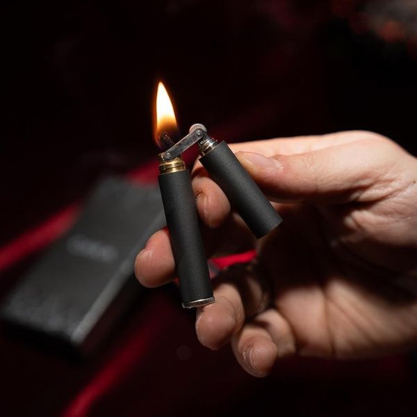 Briquet en Cuivre Vintage