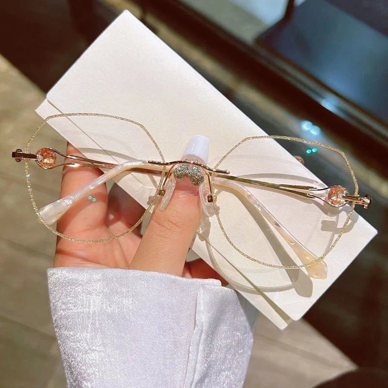 نظارات القراءة النسائية المضادة للضوء الأزرق والمزينة بالألماس ✨